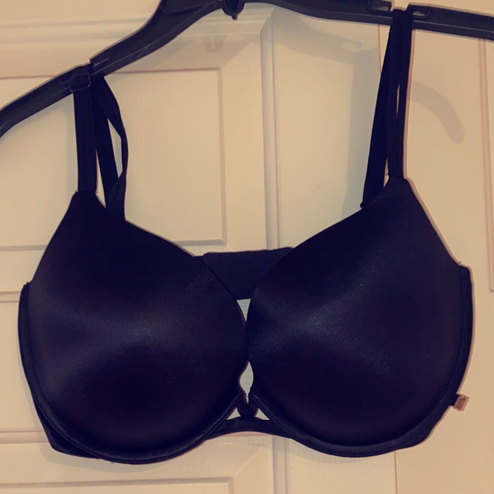 PINK/Victoria secret super push up bra!Never wore!